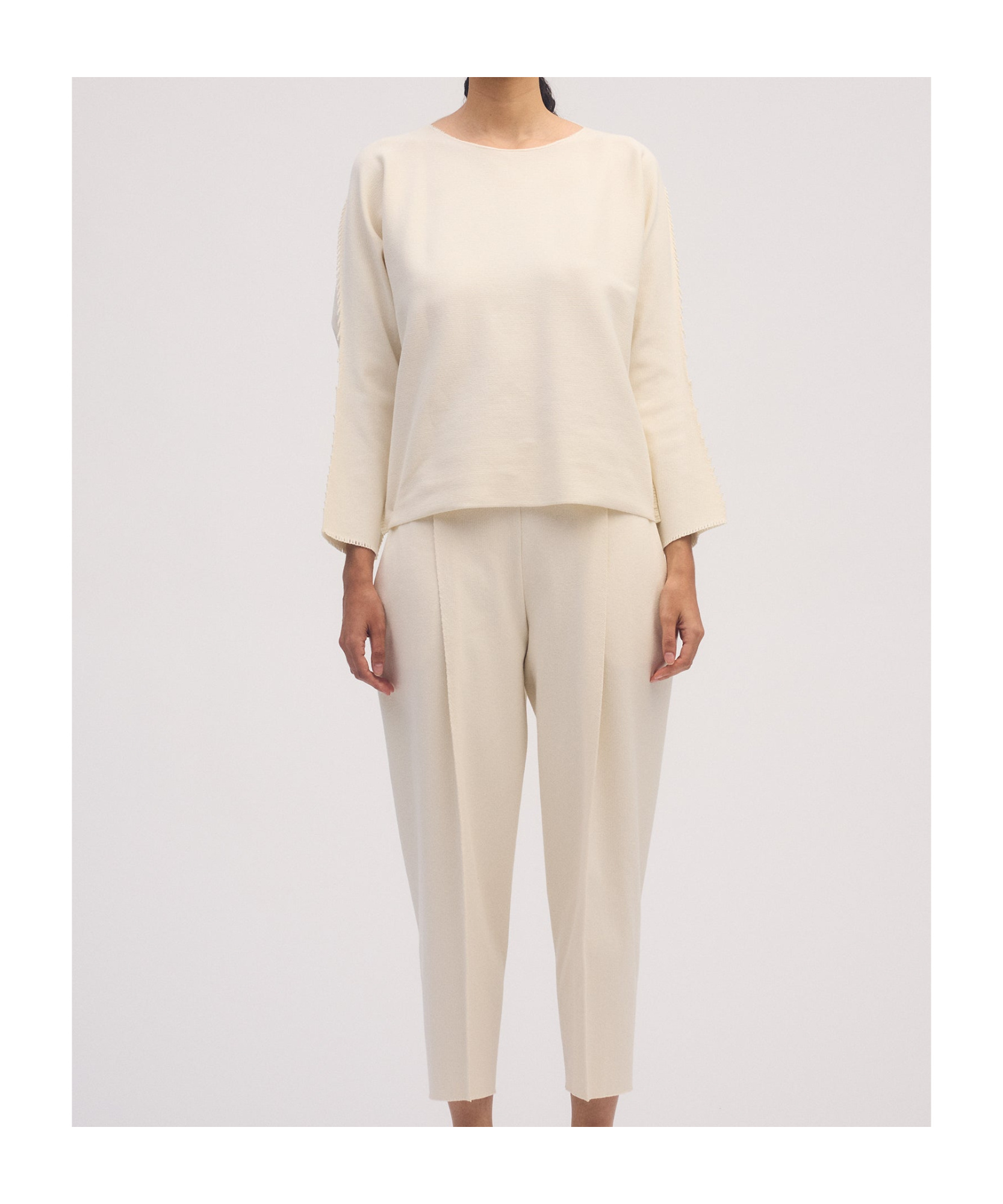 Issey Miyake Round-collar And Long-sleeved Blouse In White