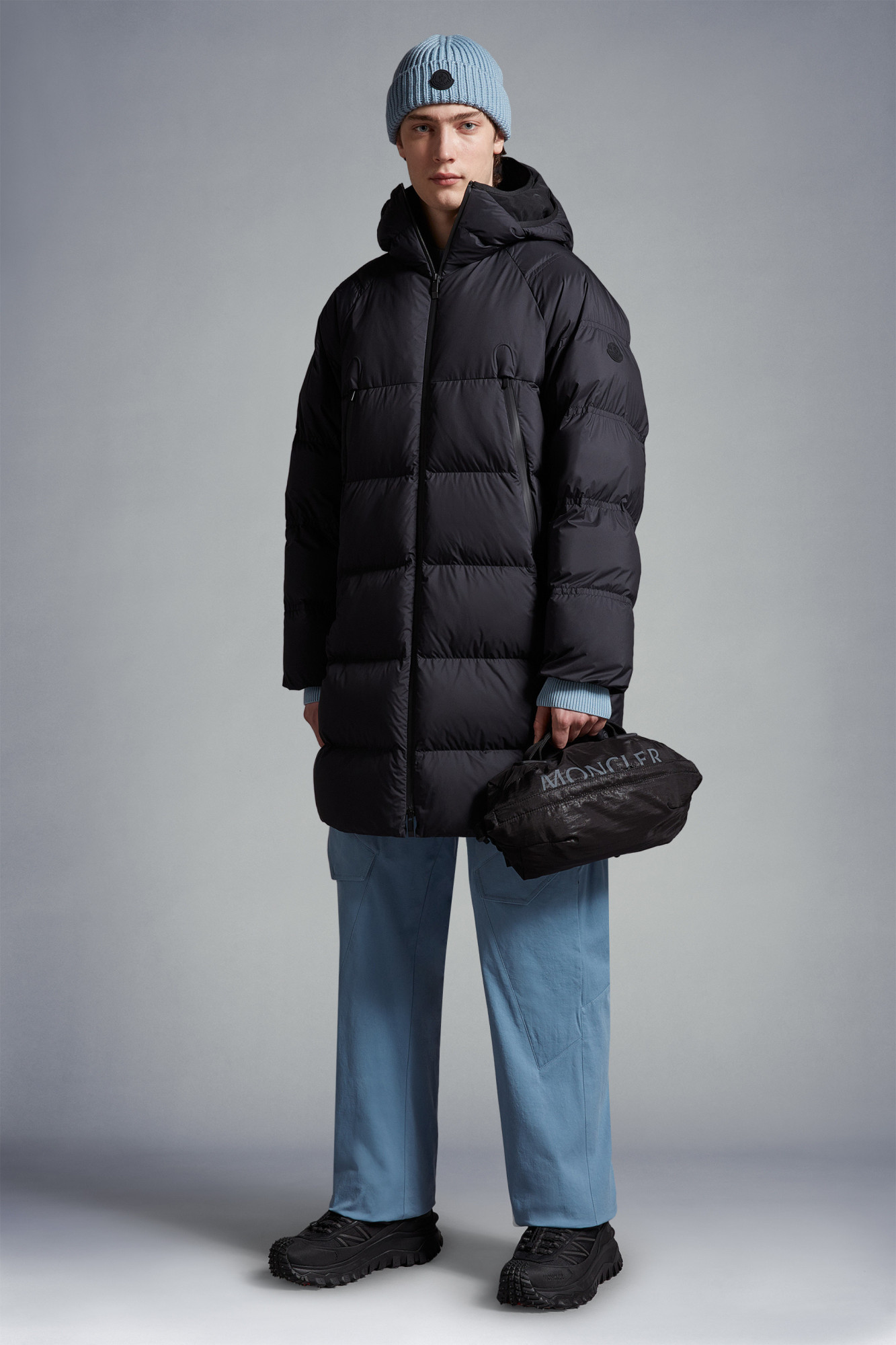 Moncler Exe Padded Coat In Black