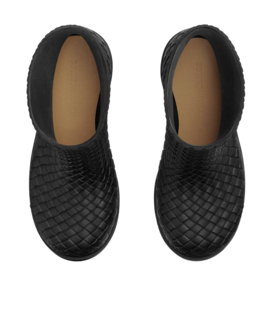 Bottega Veneta Fireman Ankle Boots In Black