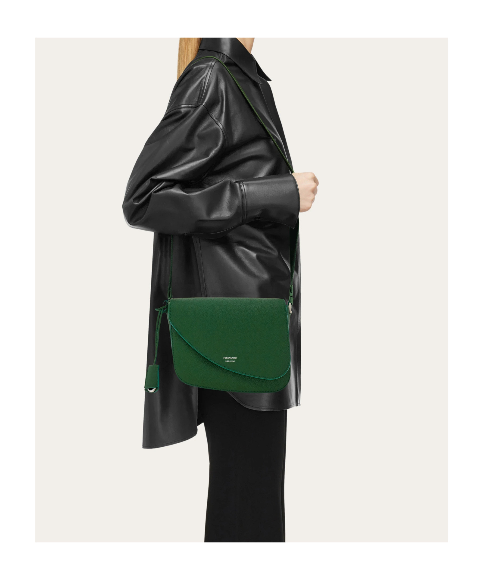 Ferragamo Fiamma Messenger Bag (s)