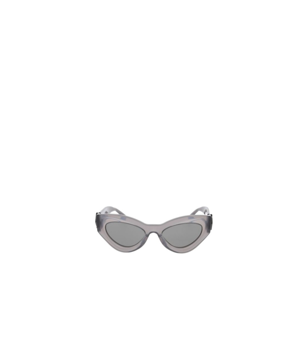 Fendi Eyewear Cat-eye Frame Sunglasses In Gray