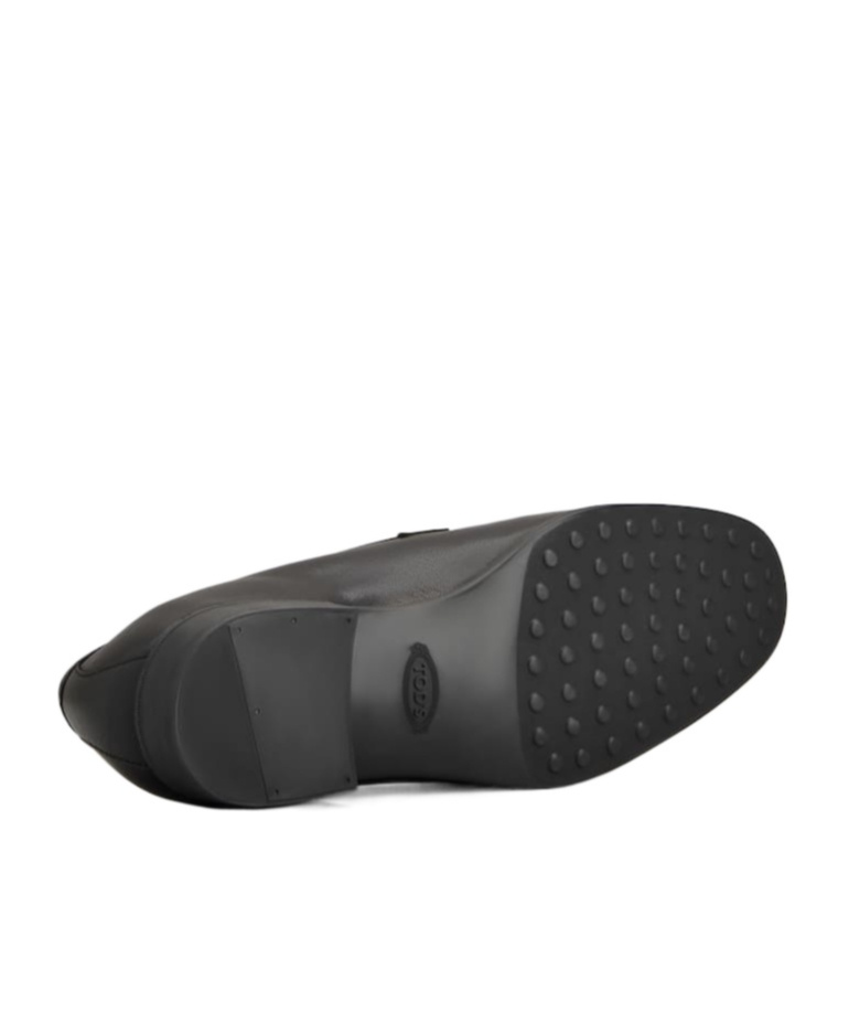 Tod's Leather Loafers In Black