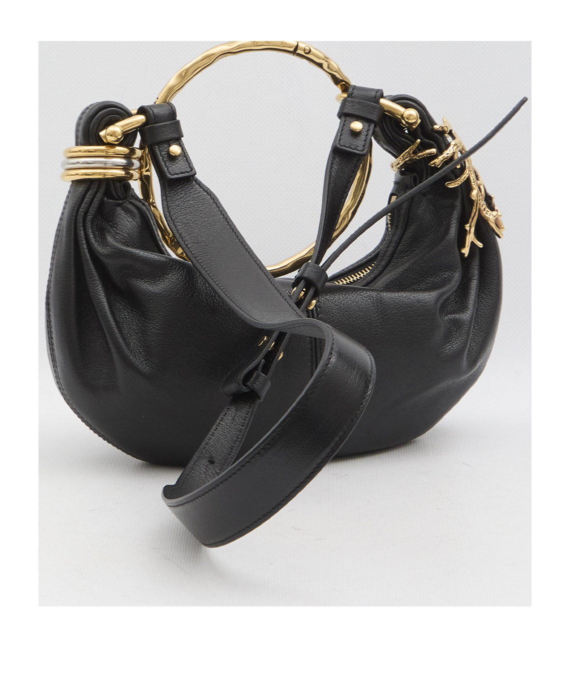 Chloé Bracelet Shoulder Bag In Black