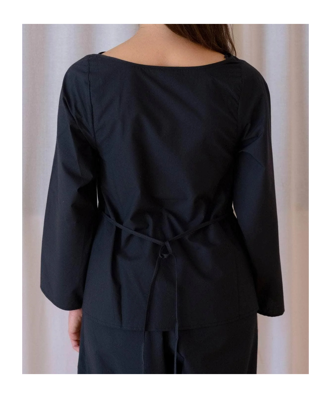 Baserange Decti Blouse In Black