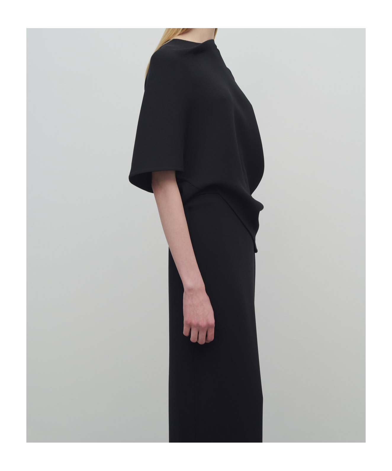 The Row Polydora Silk Top In Black