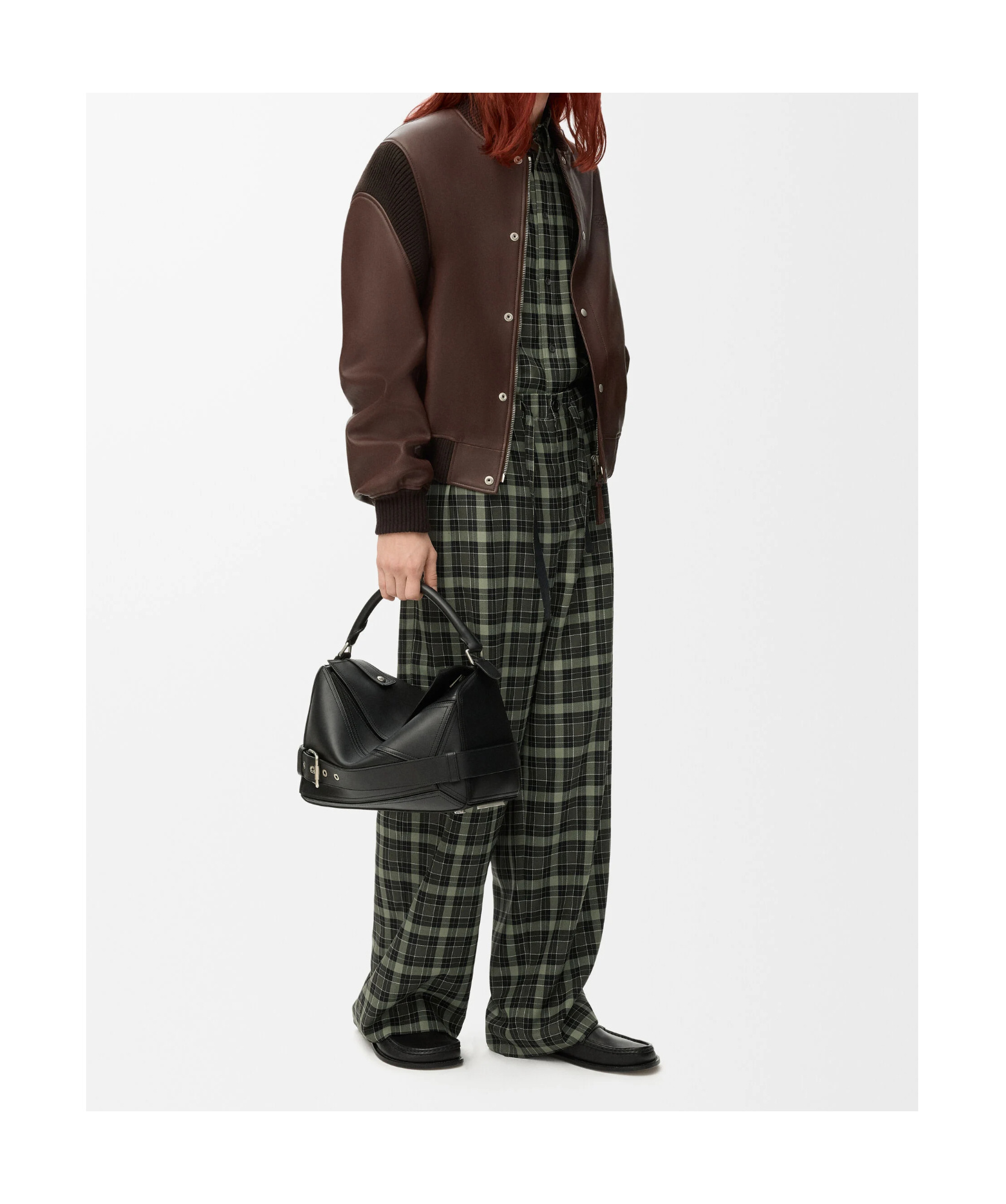 Loewe Wool-blend Check Drawstring-waist Trousers In Green