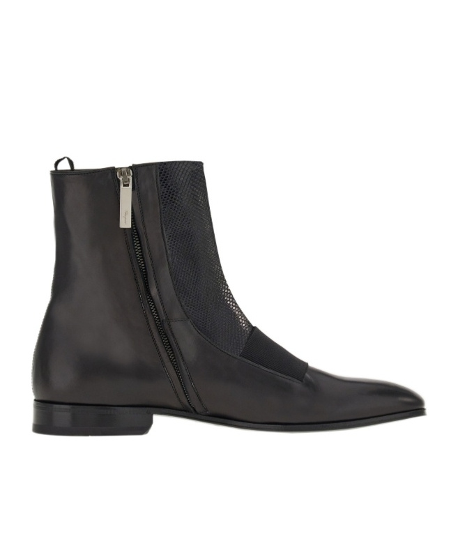 Ferragamo Leather Zip-up Ankle Boots In Black