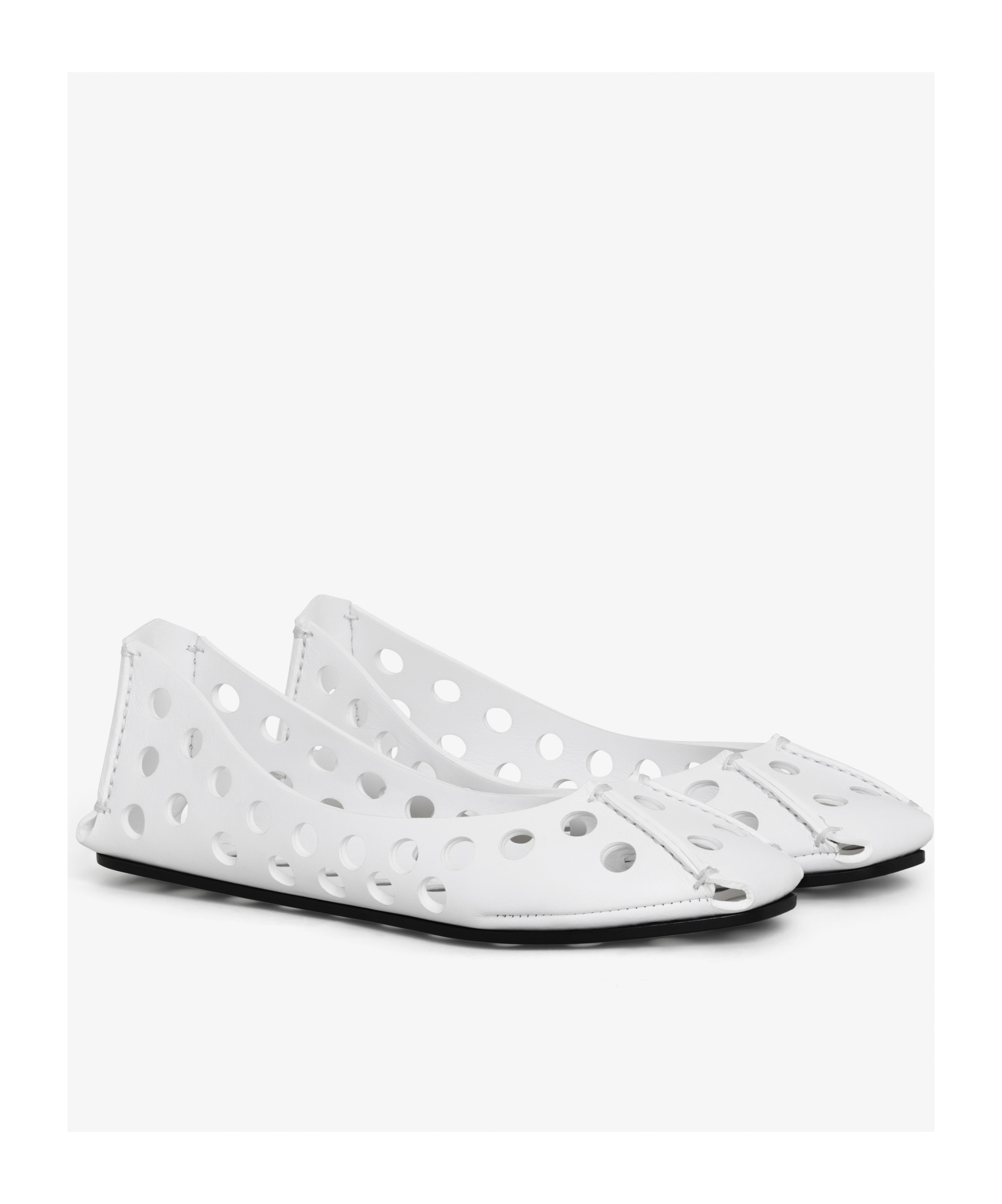 Alaïa Perforated Leather Ballet Flats In Red