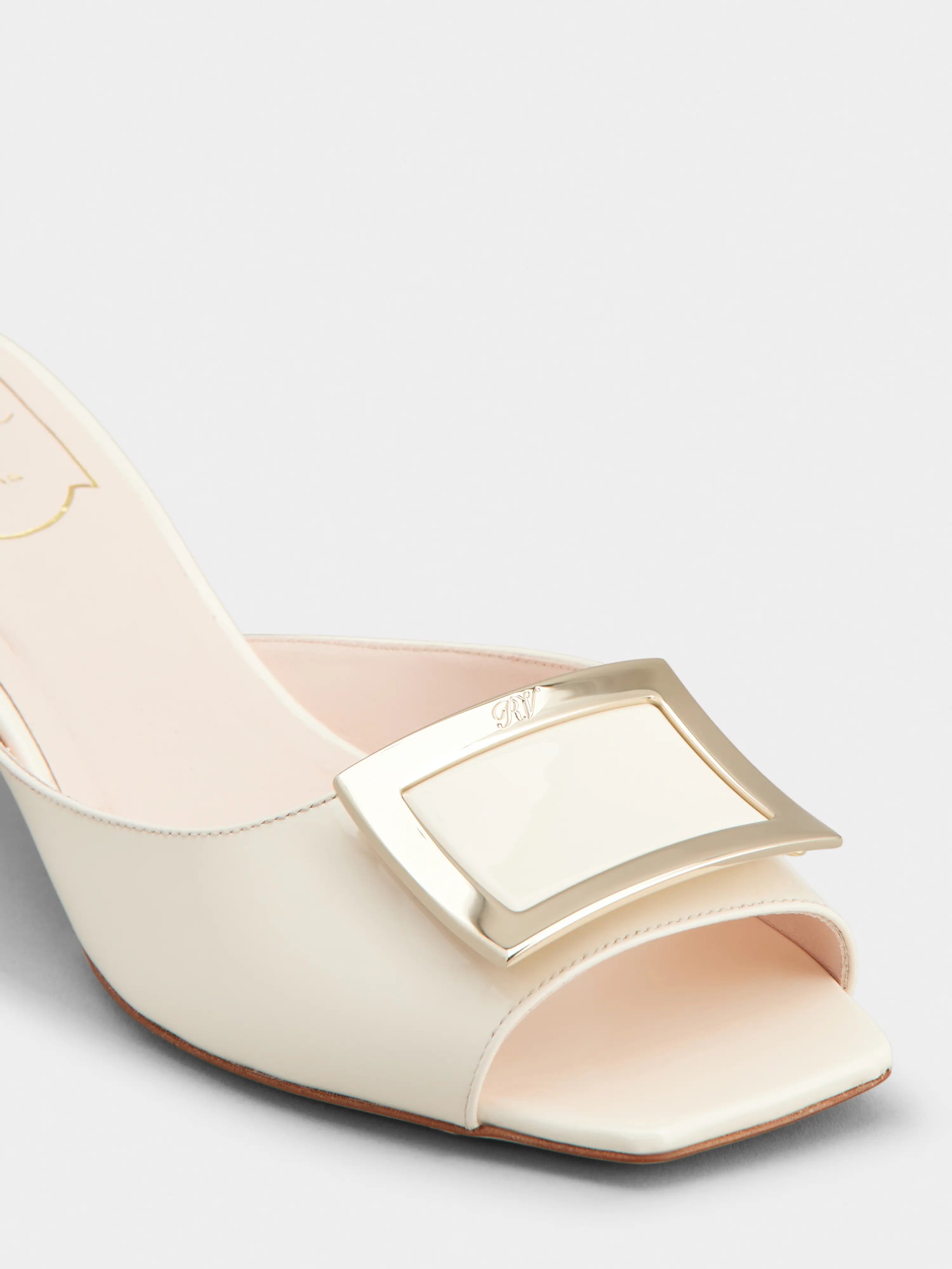 Roger Vivier Trompette 45 Patent Leather Mules In Nude