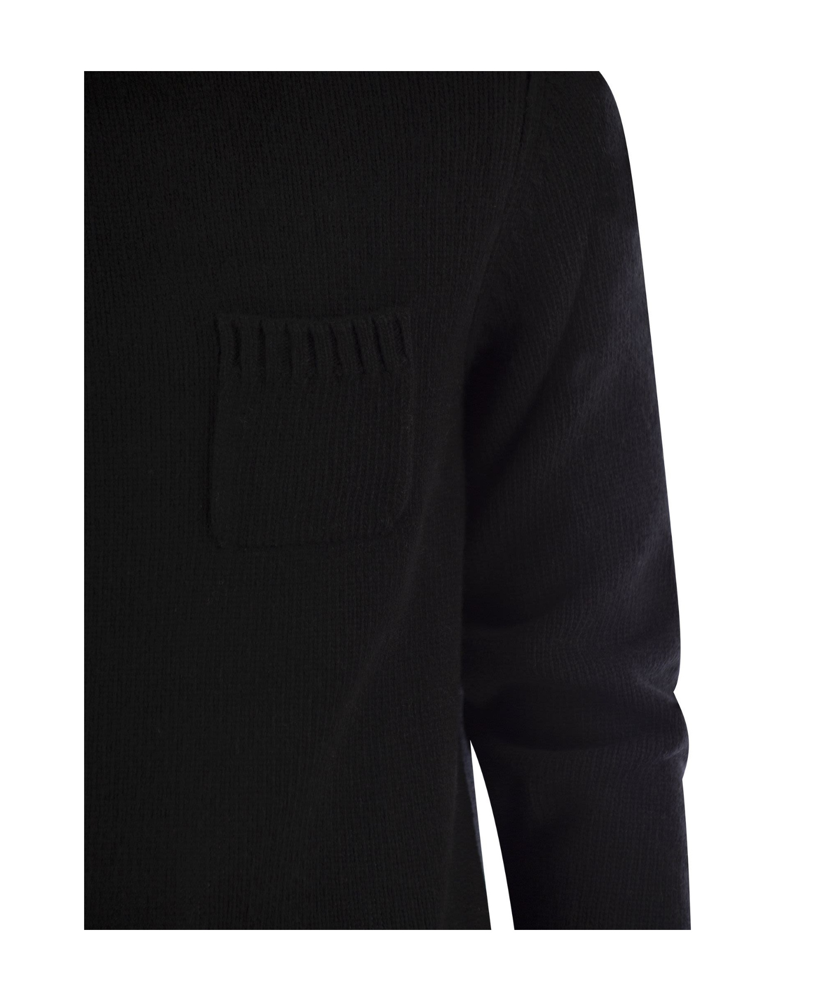 Fedeli Wool And Cashmere Turtleneck Jumper In Black