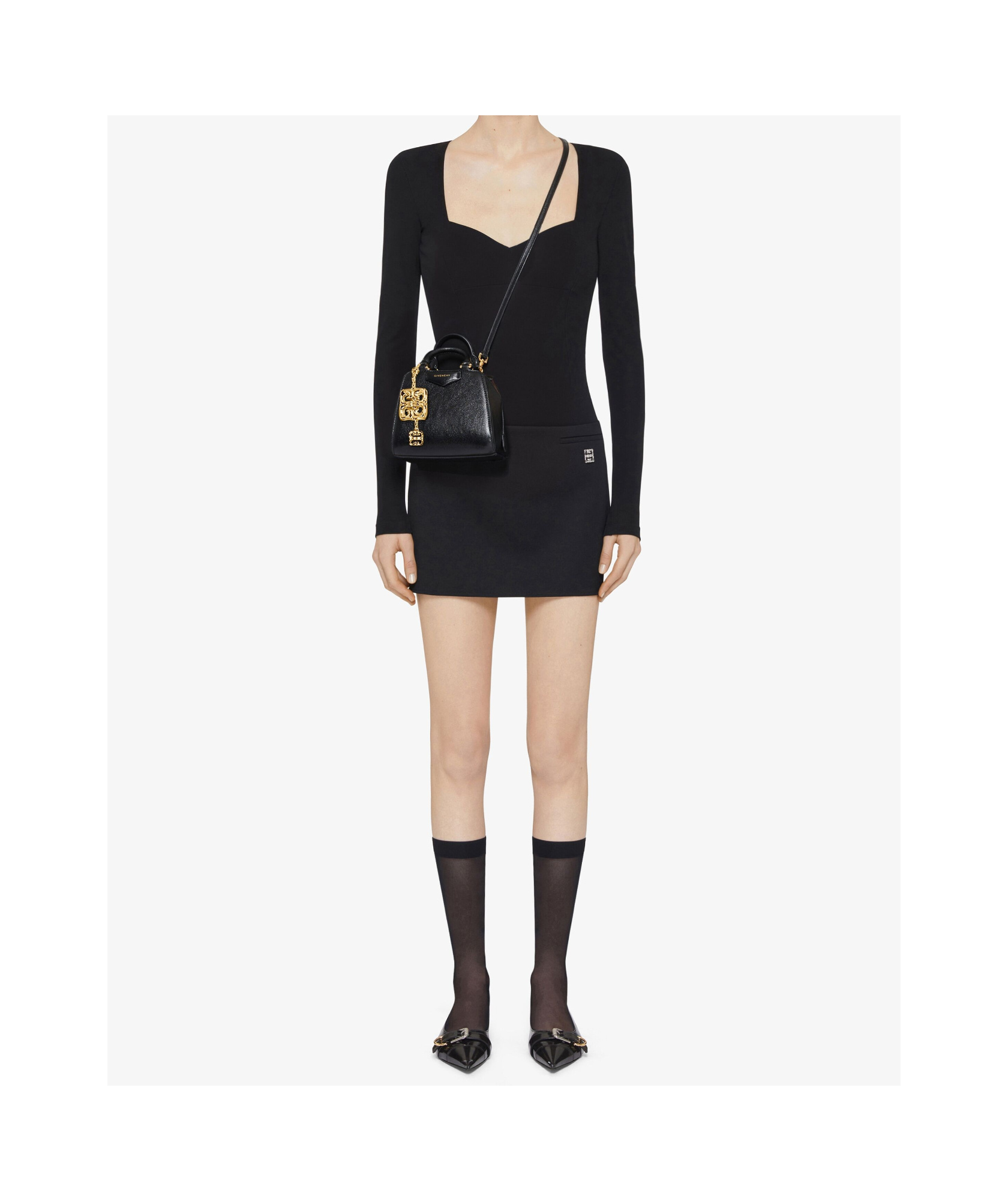 Givenchy Nano Antigona Shoulder Bag In Black