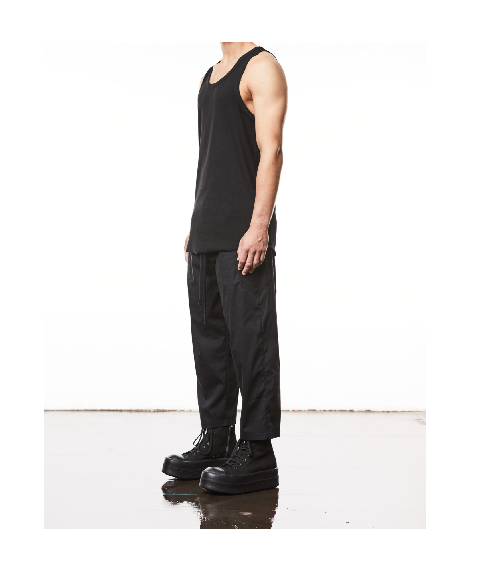 Thom Krom Scoop-neck Ribbed-knit Tank Top In Black