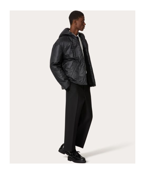 Valentino Wide Leg Trousers With Side And Back Pockets In Black