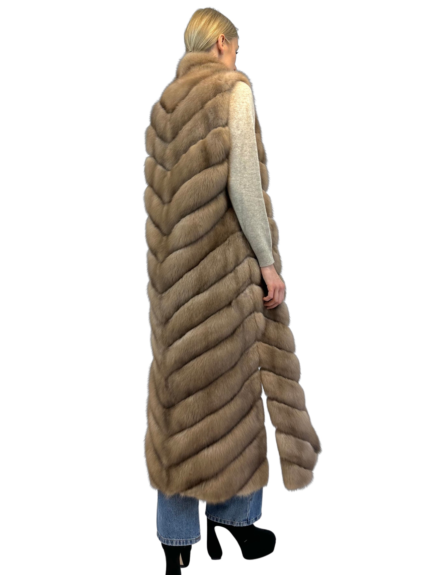 Liska Sleeveless Long Fur In Brown