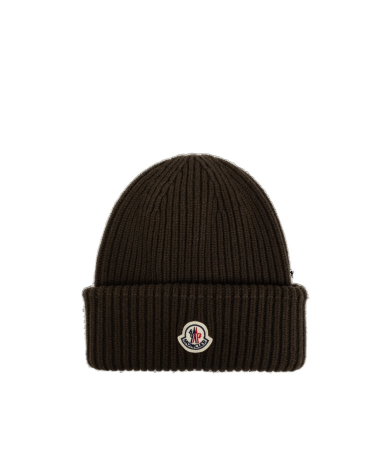 Moncler Logo Patch Beanie In Black