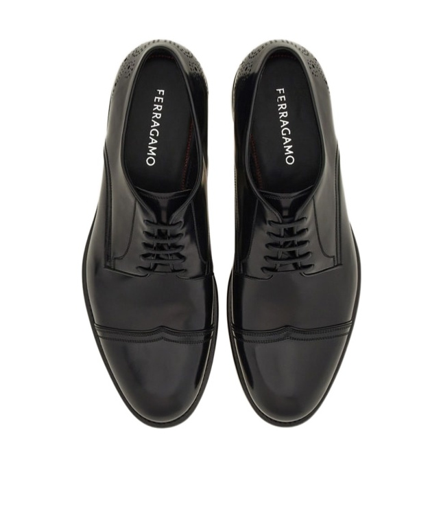 Ferragamo Round-headed Oxfords In Black