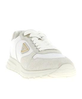 Prada Round Toe Low-top Sneakers In White
