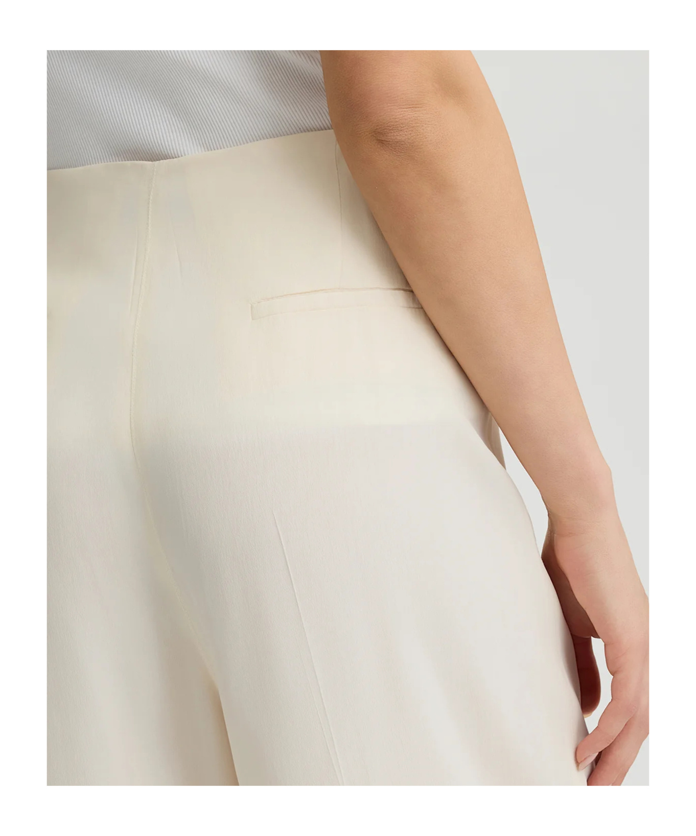Liu •jo Pleated Casual Pants In Neutral