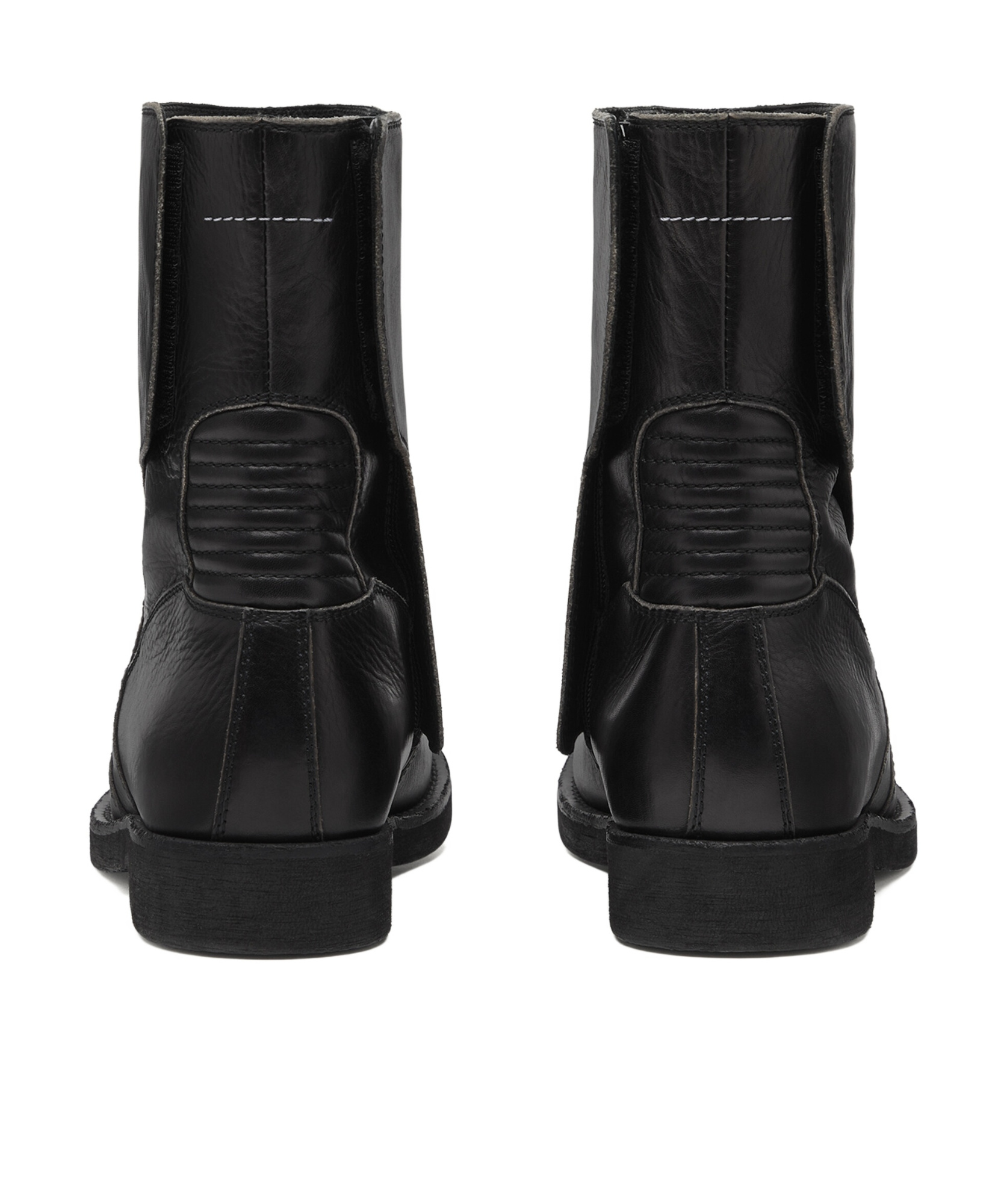 Mm6 Maison Margiela Trunk Boots In Black