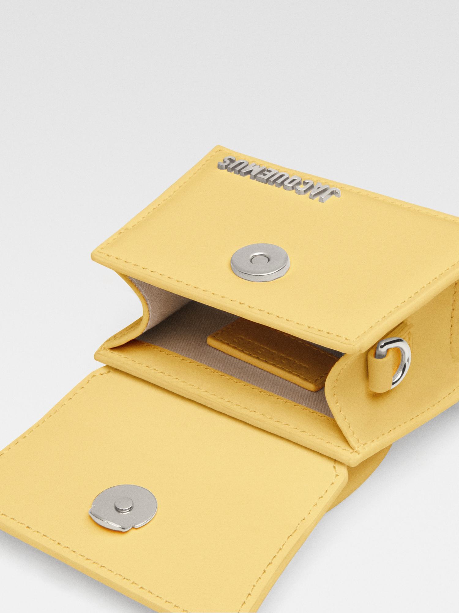 Jacquemus The Chiquito Shoulder Bag In Light Yellow
