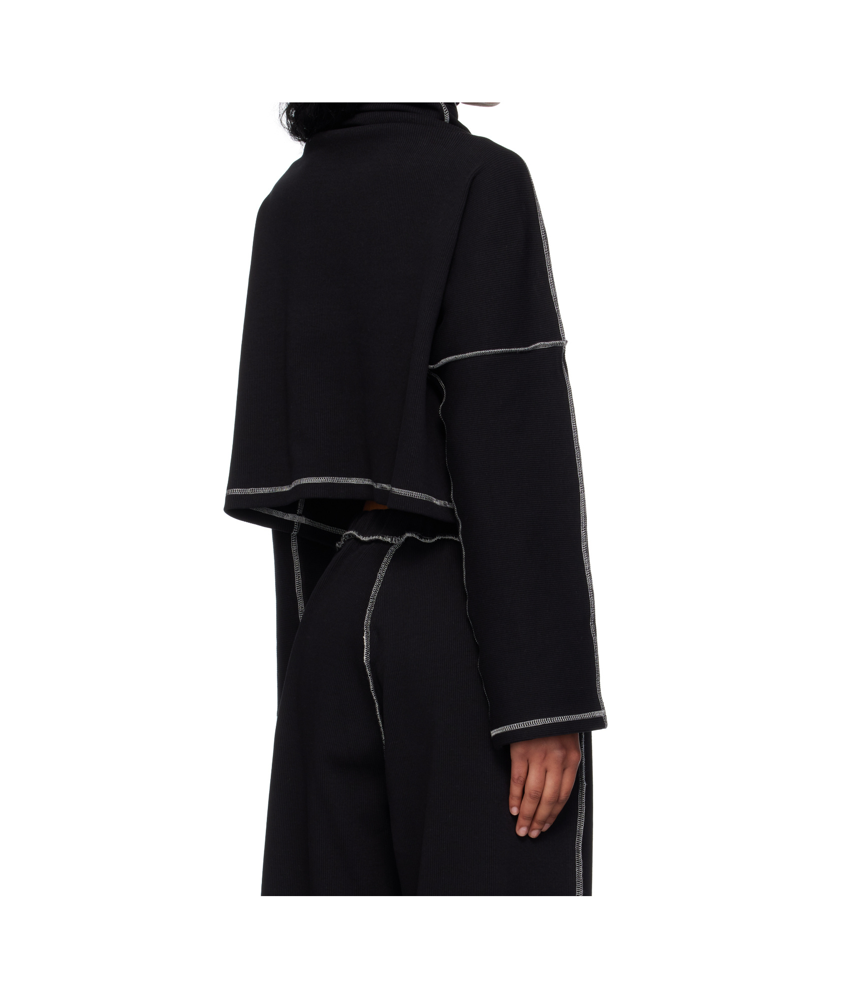 Baserange Camer Contrast-stitch Turtleneck Top In Black