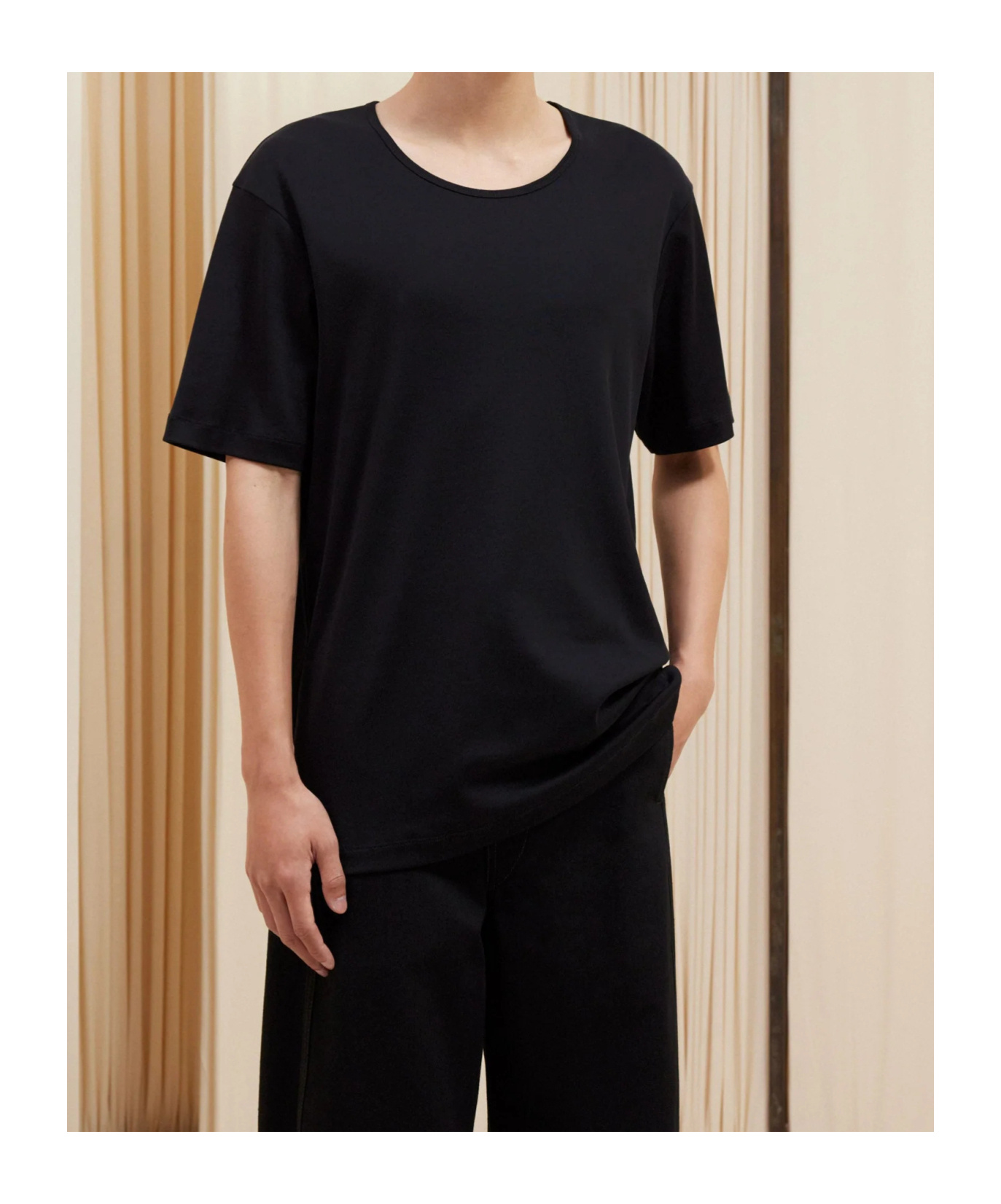 Lemaire Black Relaxed-fit T-shirt In Black