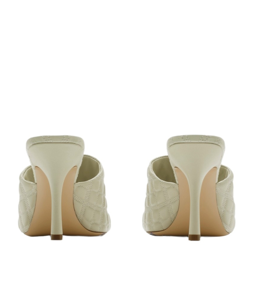 Burberry 100mm Quilted Leather Mules In Nude