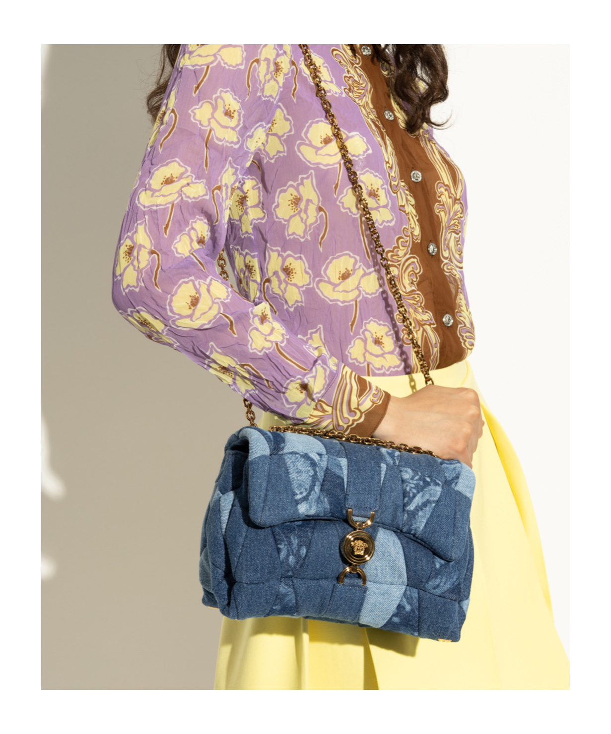 Versace Chain Shoulder Bag In Blue