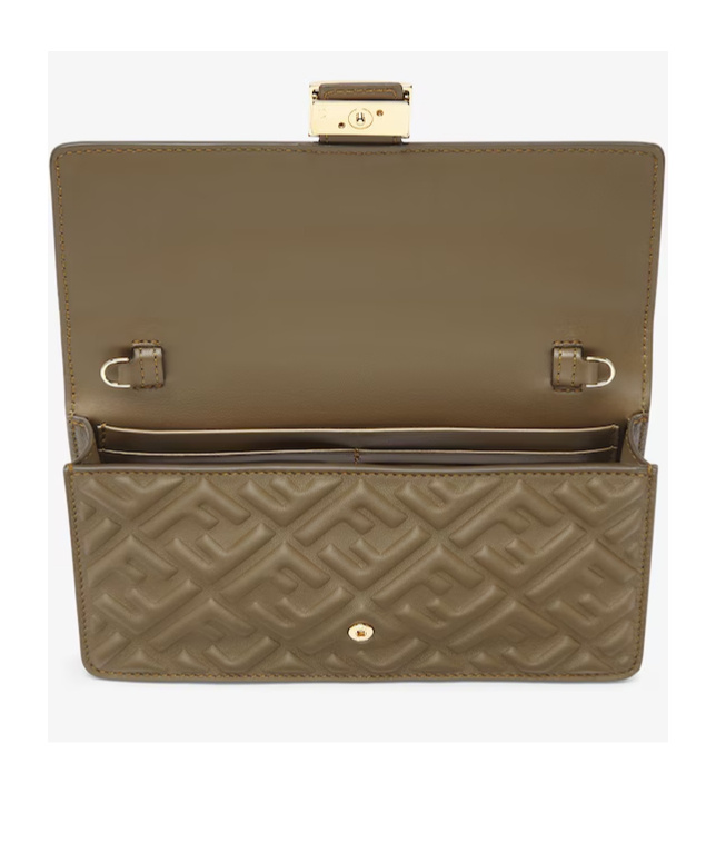 Fendi Wallet On Chain Baguette Shoulder Bag In Green