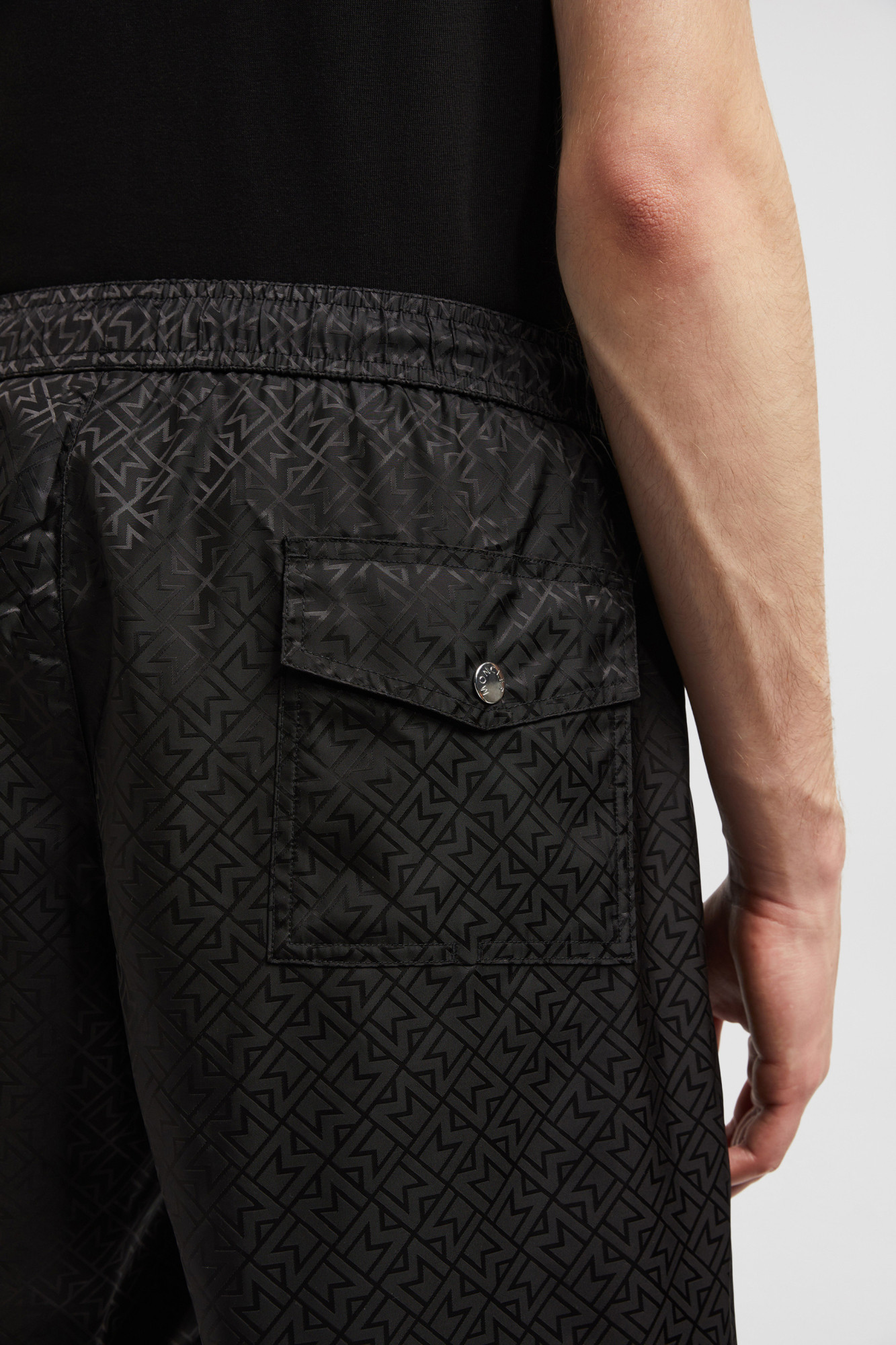 Moncler Elastic Waist Swimming Trunks In Black