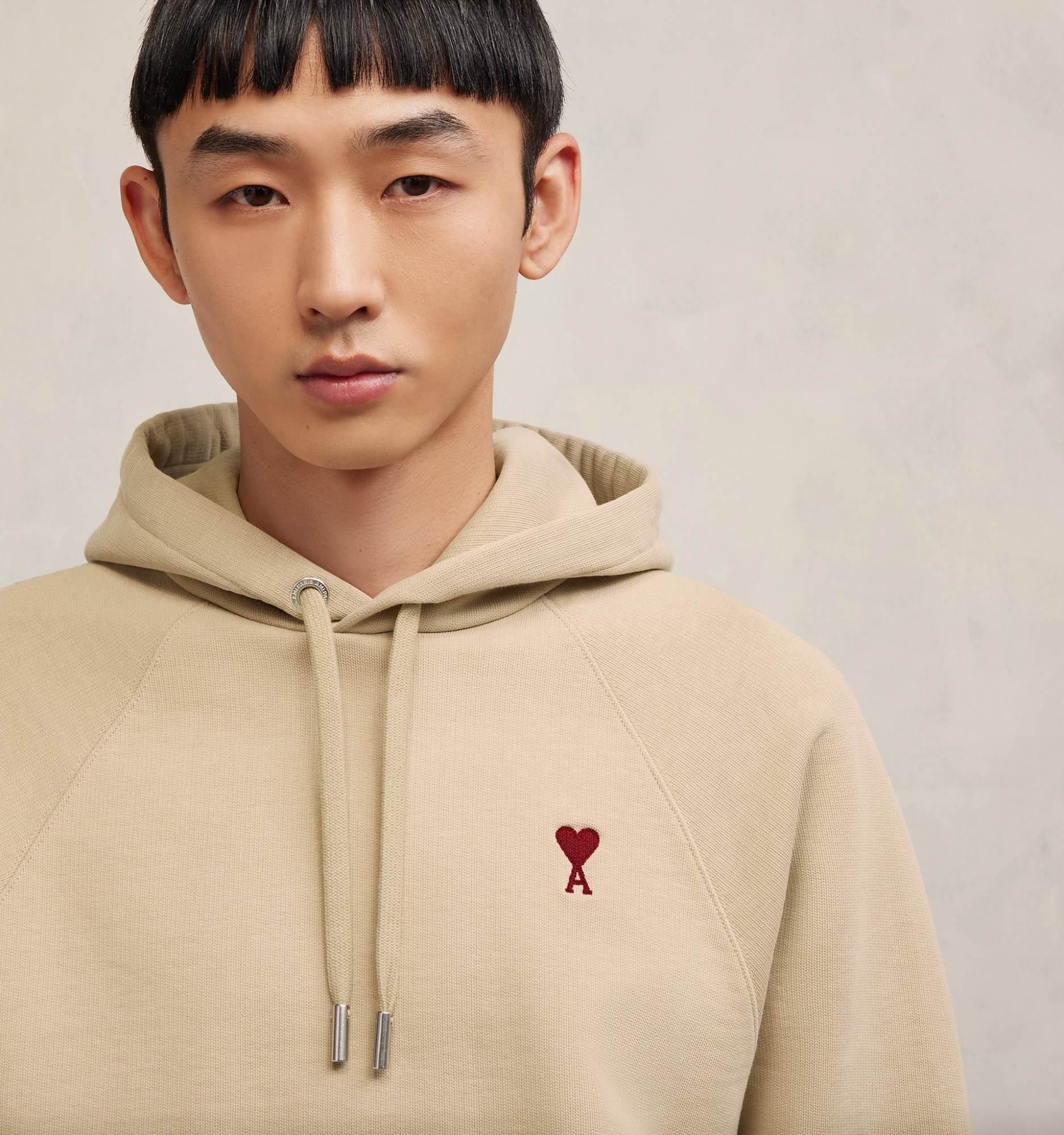 Ami Alexandre Mattiussi Ami Paris Logo Embroidered Drawstring Hoodie In Nude