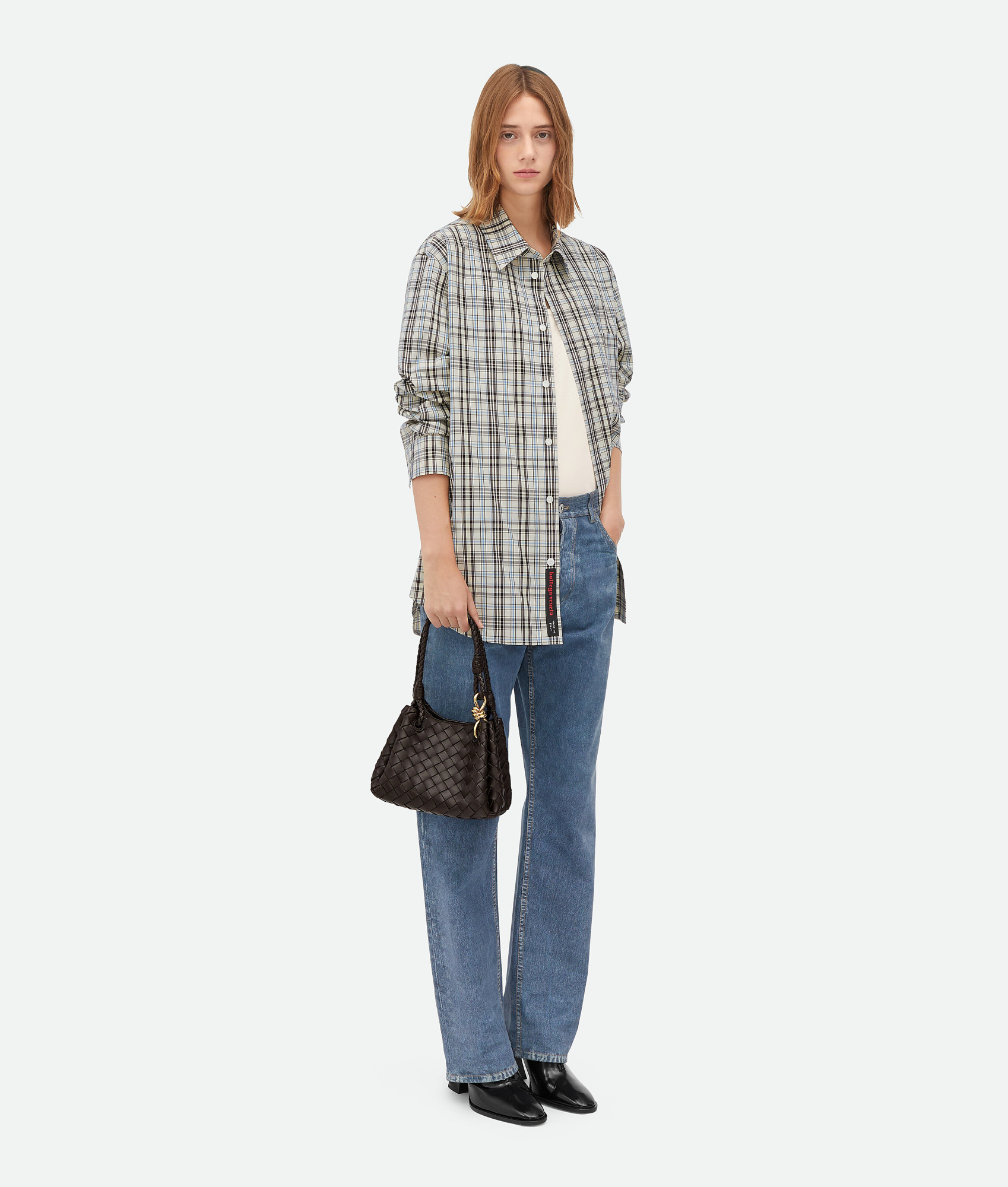 Bottega Veneta Andiamo Parachute Small Intrecciato Leather Shoulder Bag In Black