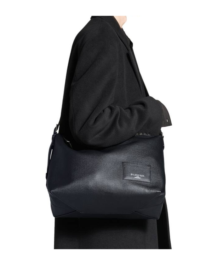 Balenciaga Large Credit Messenger Bag In Black