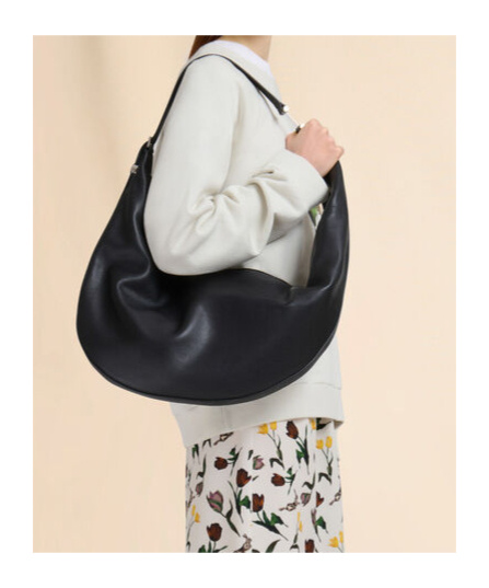 Marni Smooth Adjustable Strap Shoulder Bag In Black