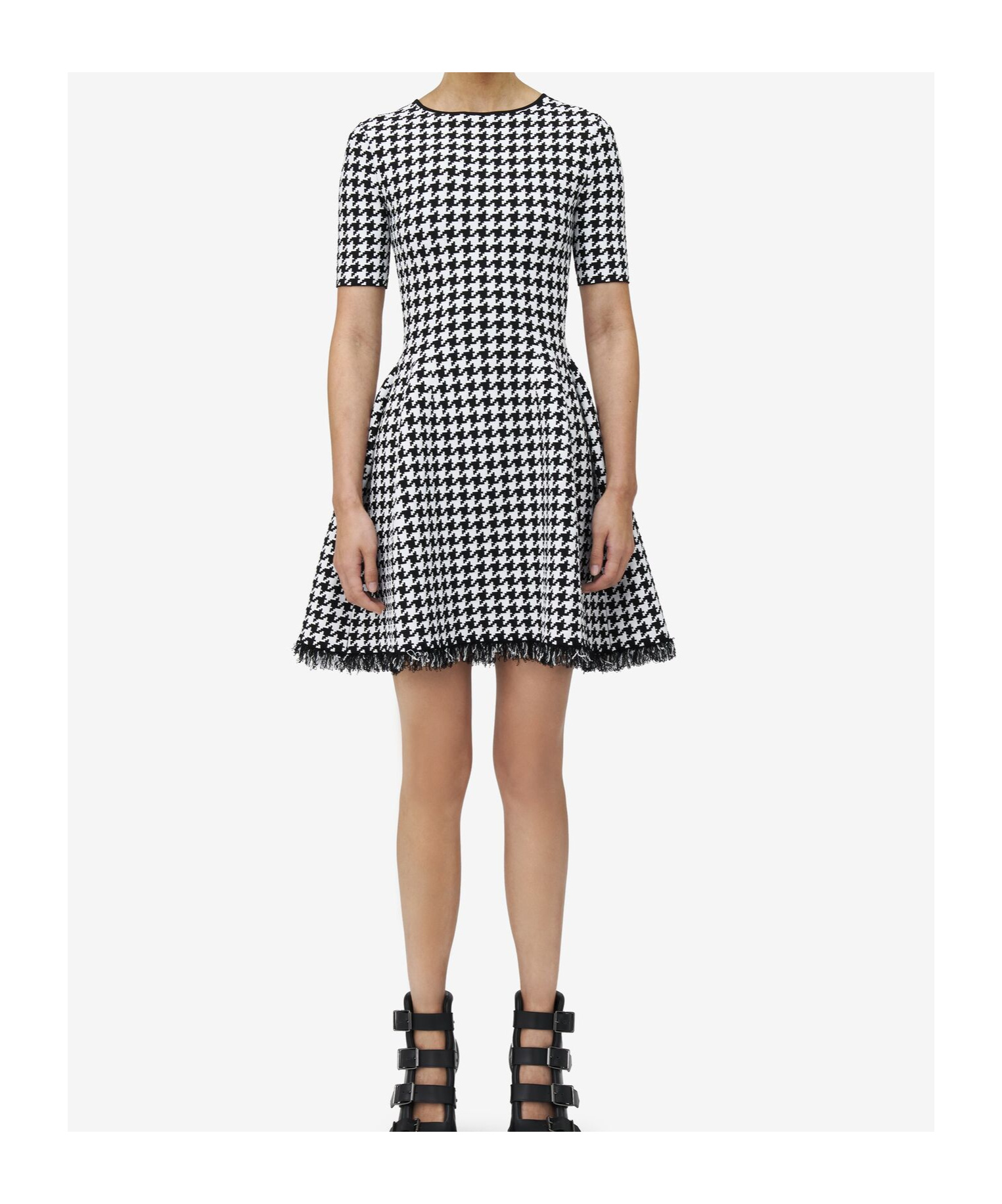 Alexander Mcqueen Fringe Trim Houndstooth Round Neckline Short Sleeves In Black