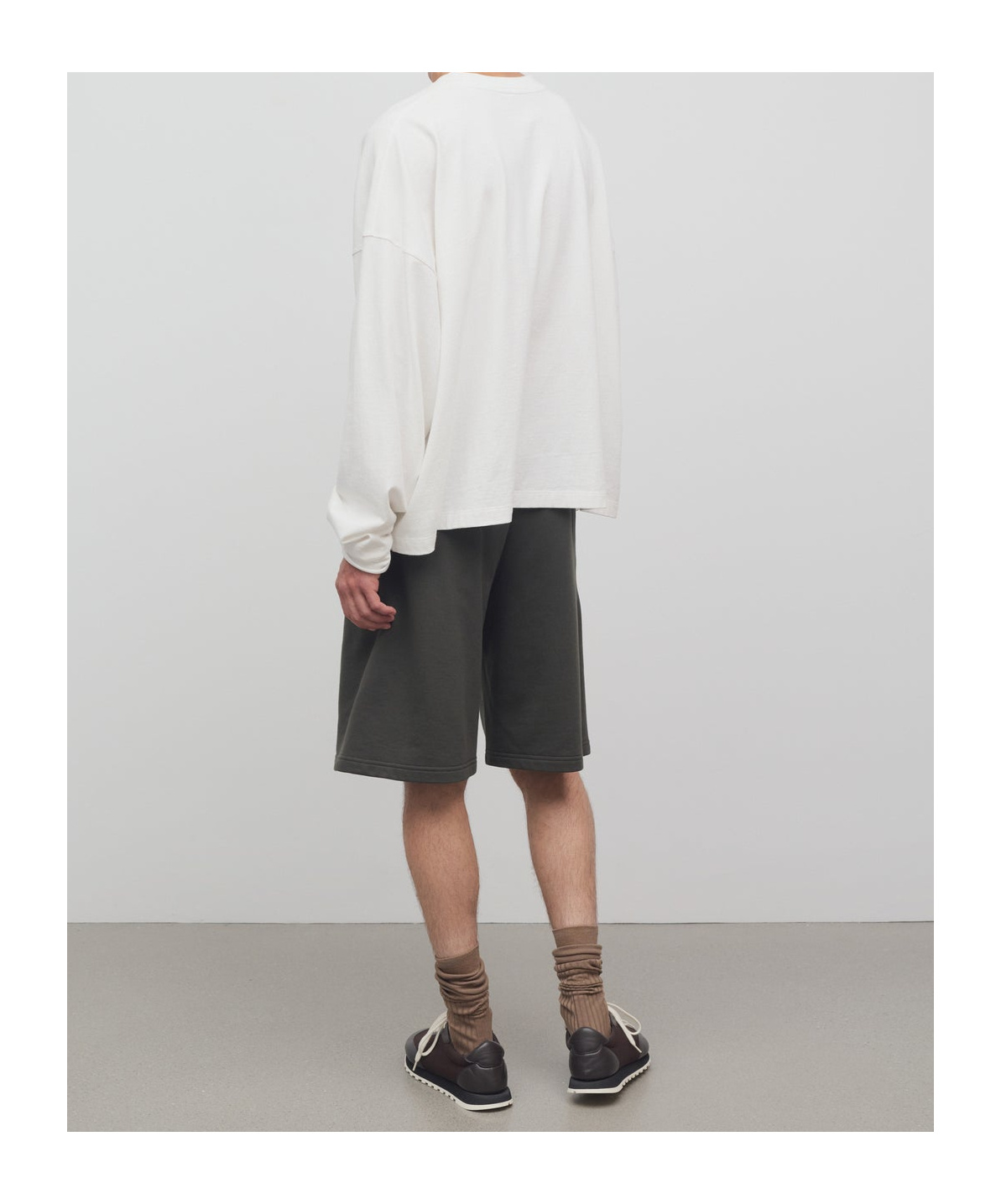 The Row Elastic Waist Shorts In Green