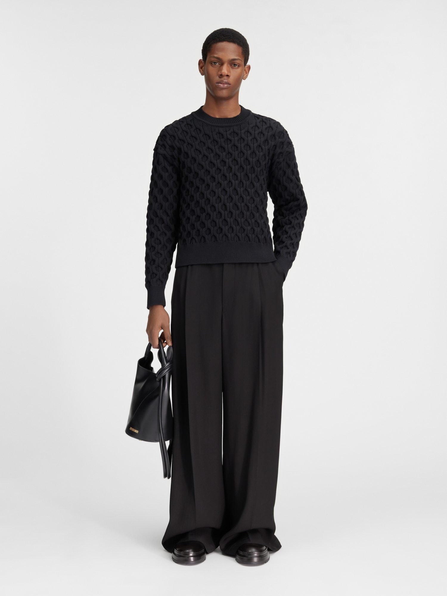 Jacquemus Honeycomb Knitted Sweater In Black