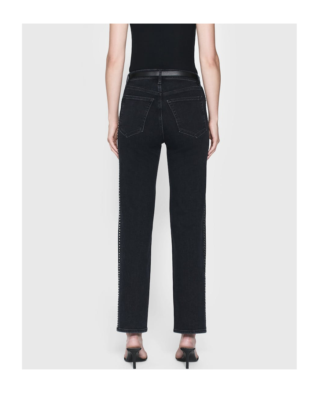 Frame Belt-loop Jeans In Black