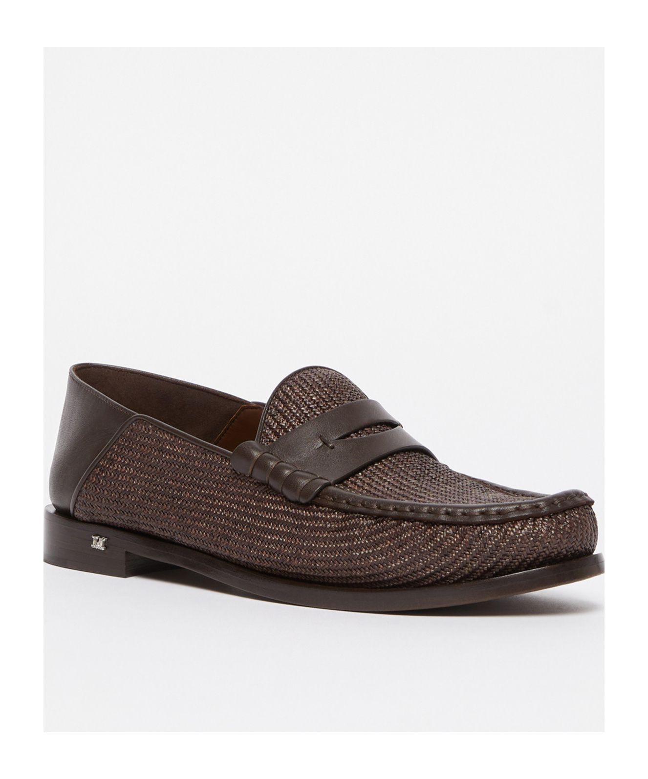 Max Mara Round Toe Loafers In Black