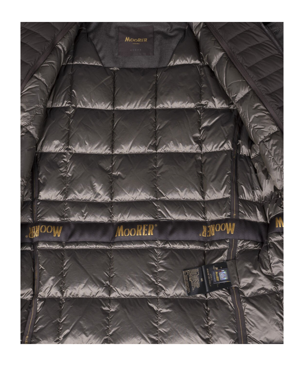 Moorer Hooded Down Jacket In Black