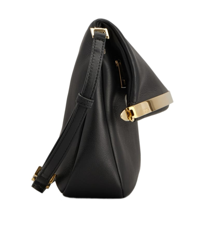 Tod's Flip Shoulder Bag In Black
