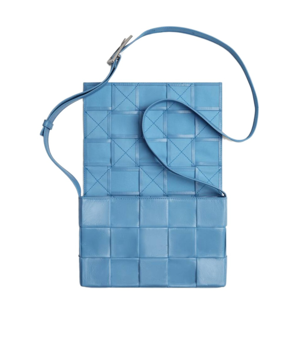 Bottega Veneta Medium Cassette Logo Shoulder Bag In Blue