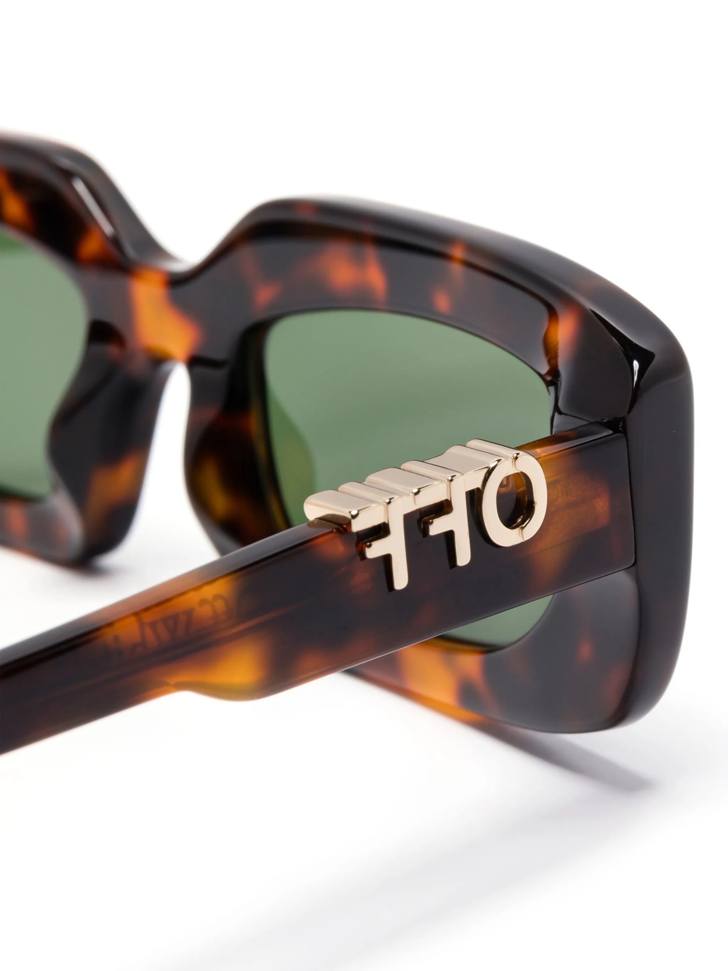 Off-white Charlotte Sunglasses In Green