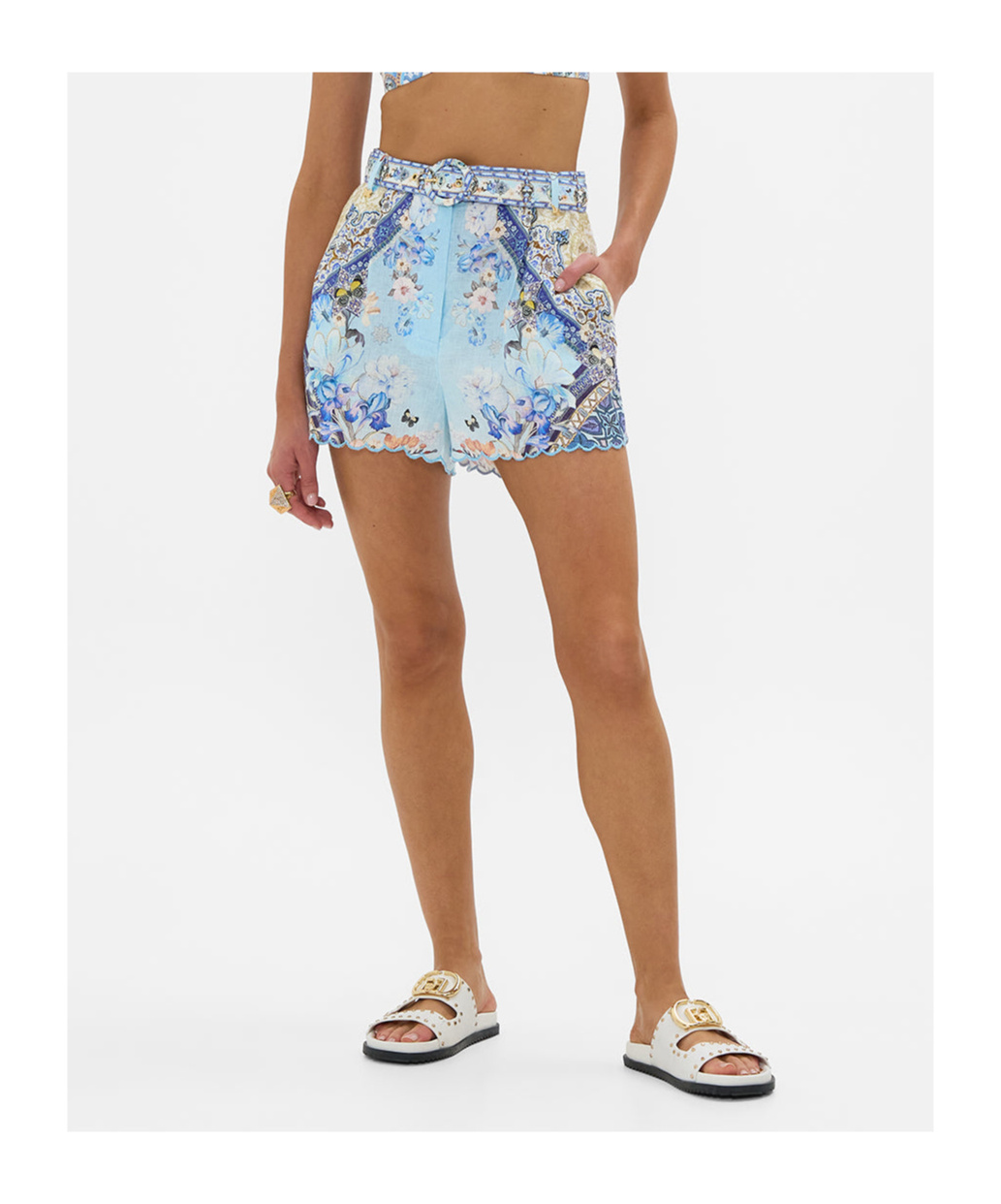 Camilla Hemline Shorts With Floral Pattern And Belt In Blue