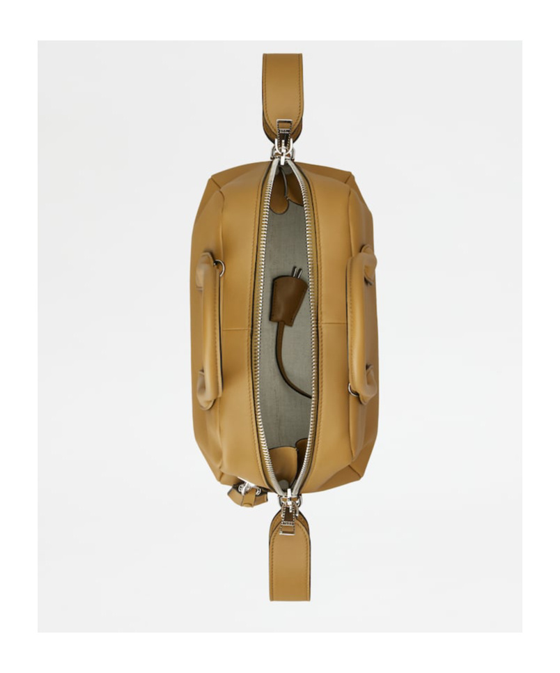 Tod's Zippered Shoulder Bag In Brown