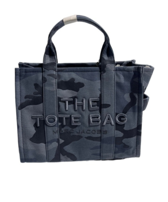 Marc Jacobs Camouflage Printed Shoulder Bag In Black