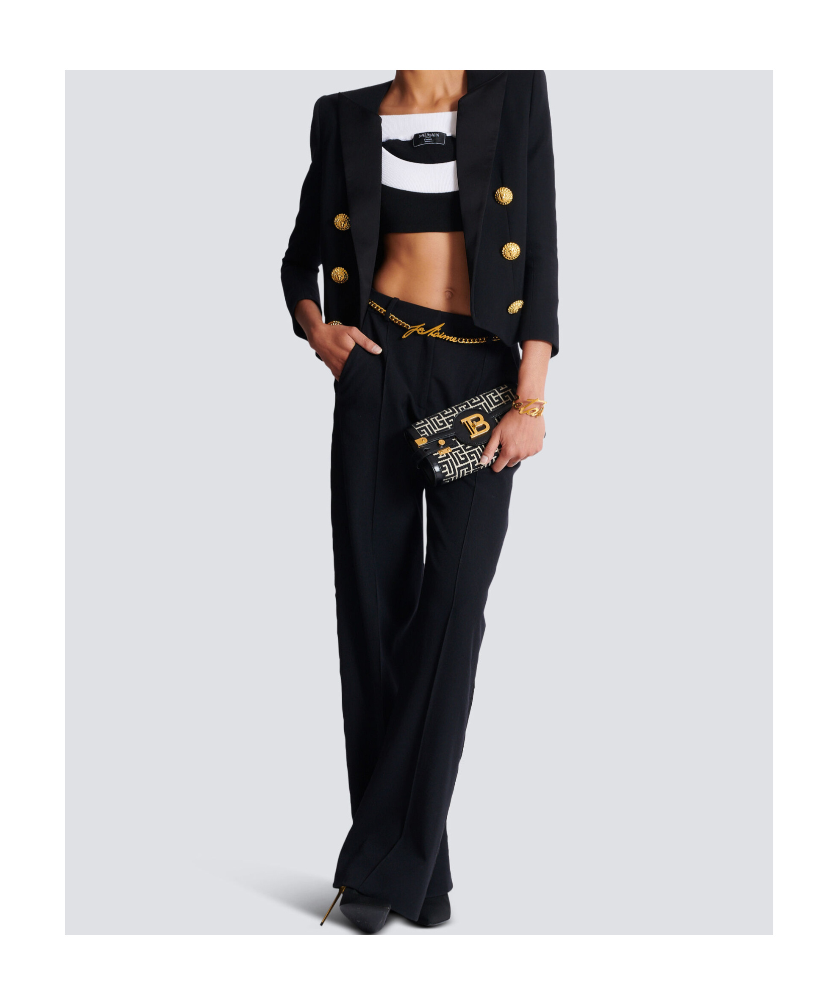 Balmain Cropped Grain De Poudre Edge-to-edge Jacket With 6 Buttons In Black