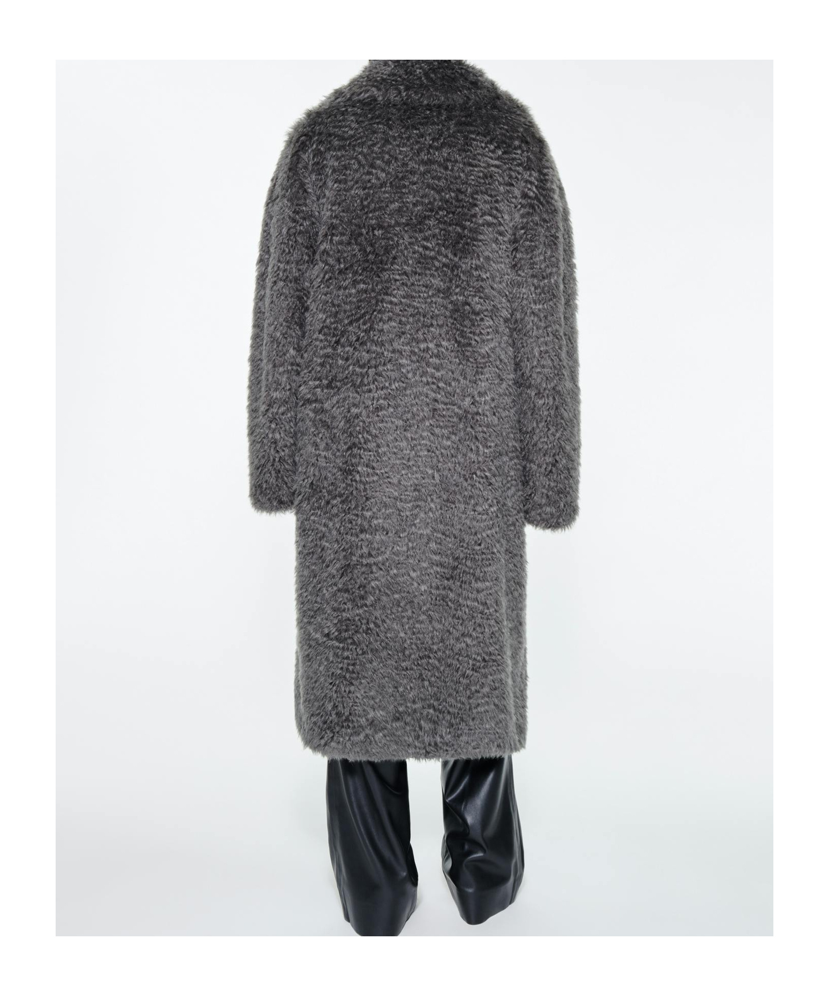 Stand Studio Nicole Fur Coat In Black