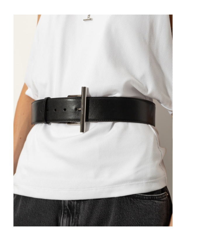 Alexander Mcqueen T-bar Buckled Logo Engraved Belt In Black