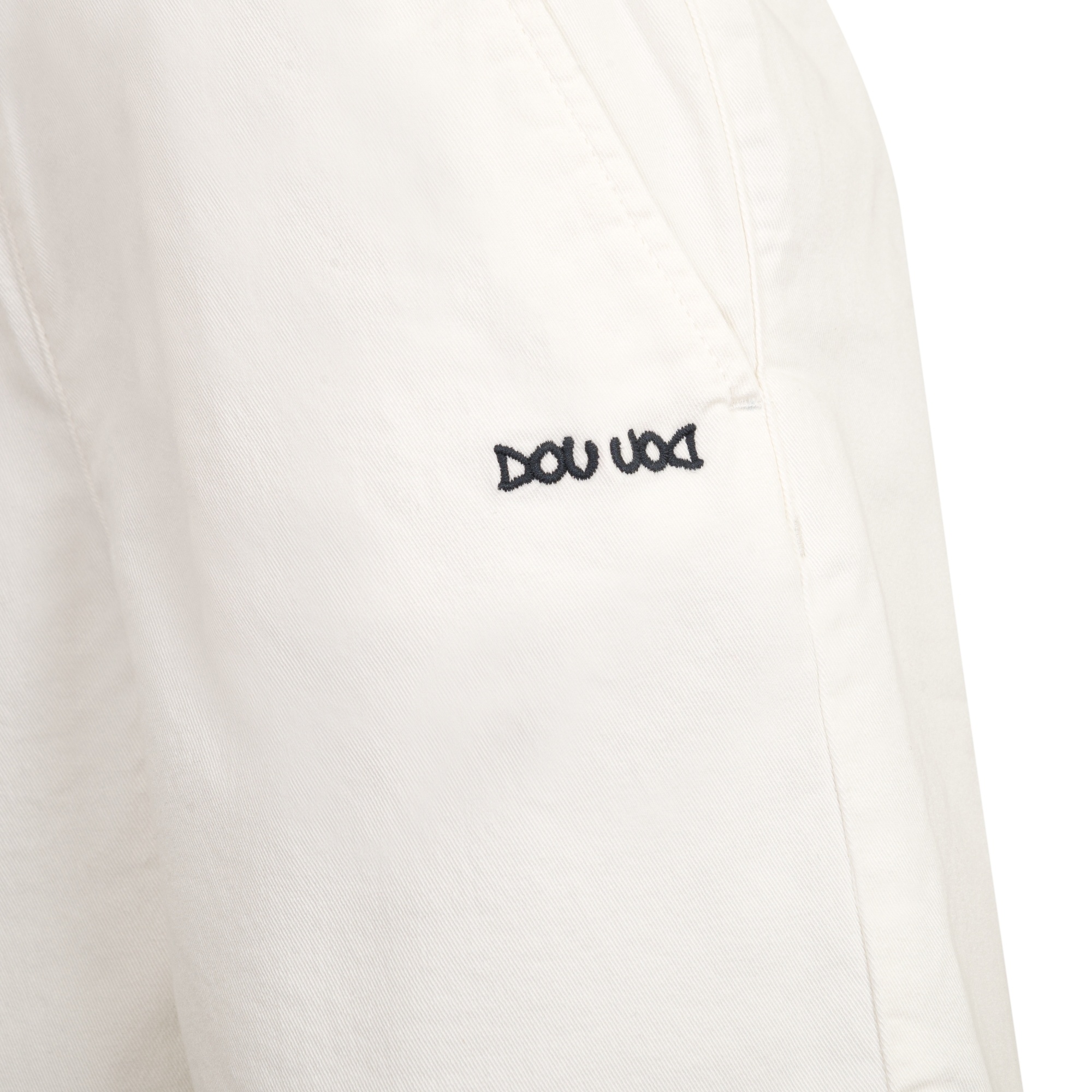 Douuod Elastic Waist Shorts In White